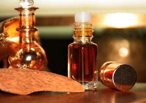 8 công dụng và lợi ích khi sử dụng tinh dầu Trầm Hương Frankincense